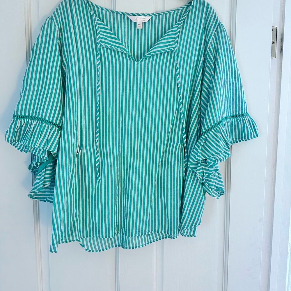 LC Lauren Conrad Green Boxy Blouse with Flutter Sleeves